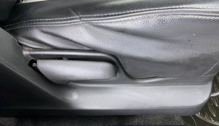 2014 Maruti Swift VXI, Petrol, Manual, 65,390 km, Driver Side Adjustment Panel