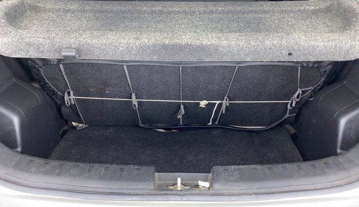 2014 Maruti Swift VXI, Petrol, Manual, 65,390 km, Boot Inside