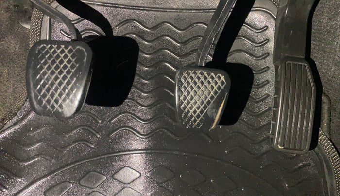 2016 Honda Jazz 1.5L I-DTEC V, Diesel, Manual, 1,35,470 km, Pedals