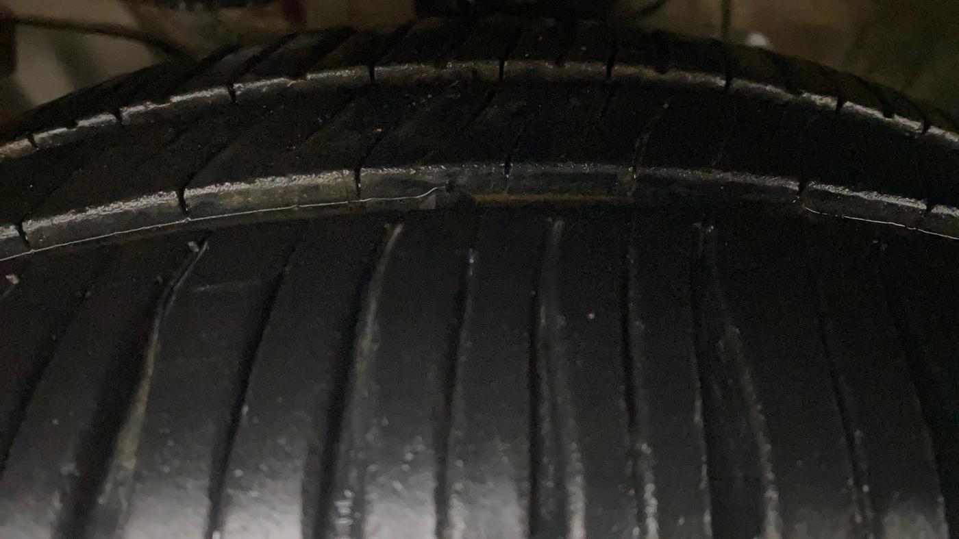 2016 Honda Jazz 1.5L I-DTEC V, Diesel, Manual, 1,35,410 km, Left Front Tyre Tread