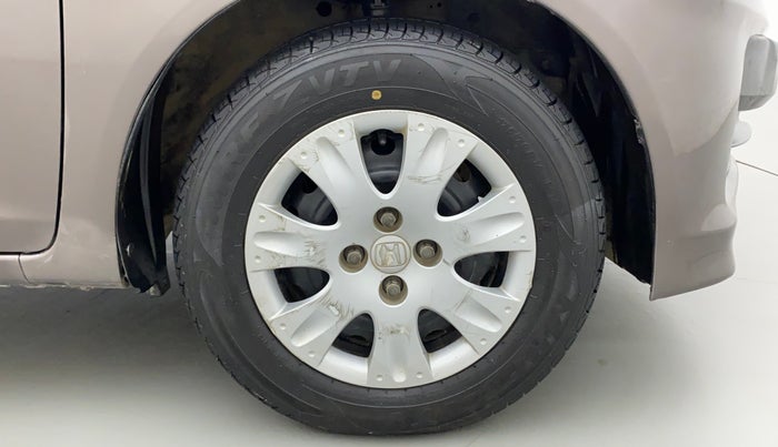 2015 Honda Brio S MT, Petrol, Manual, 88,555 km, Right Front Wheel