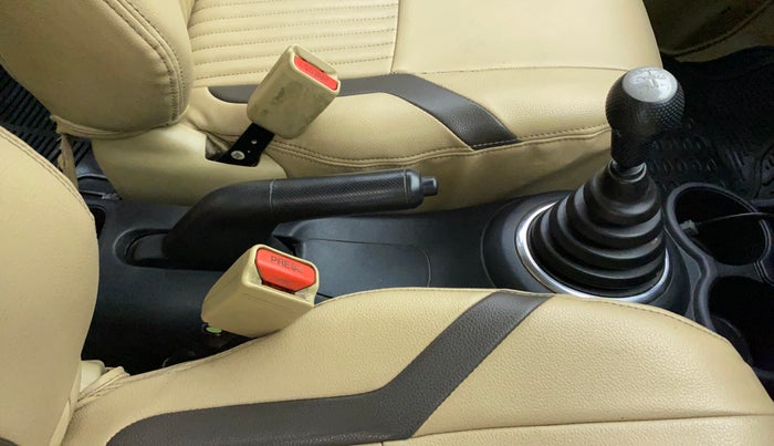 2015 Honda Brio S MT, Petrol, Manual, 88,555 km, Gear Lever