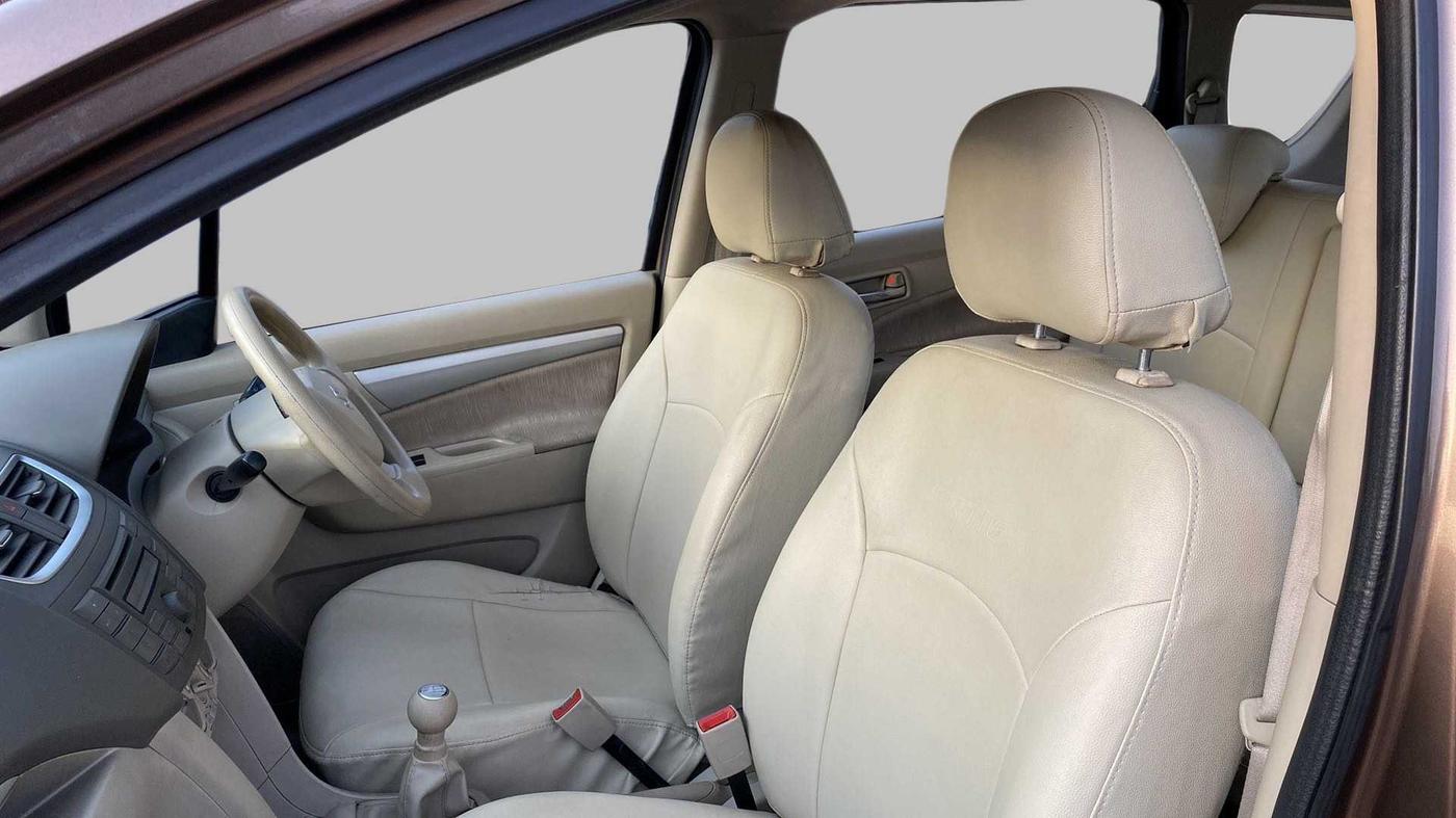 2014 Maruti Ertiga VXI, Petrol, Manual, 23,359 km, Right Side Front Door Cabin