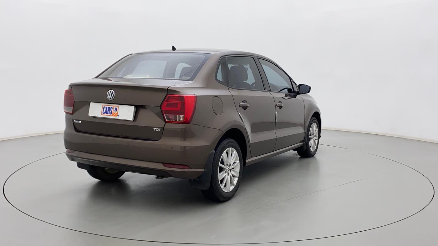 2017 Volkswagen Ameo HIGHLINE1.5L, Diesel, Manual, 49,926 km, Right Back Diagonal