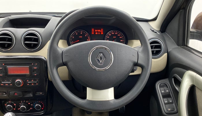 2013 Renault Duster 85 PS RXL, Diesel, Manual, 93,819 km, Steering Wheel Close Up
