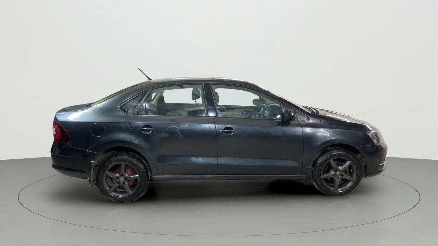 2020 Skoda Rapid ACTIVE 1.0 TSI, Petrol, Manual, 30,761 km, Right Side View