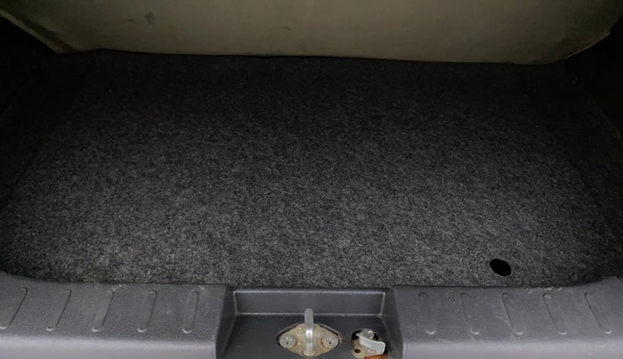 2016 Maruti Alto K10 VXI, Petrol, Manual, 70,479 km, Boot Inside
