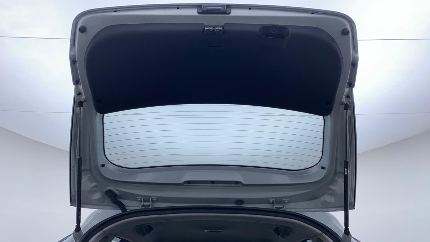 2021 Hyundai NEW I20 SPORTZ 1.2 MT, Petrol, Manual, 47,338 km, Boot Door Open