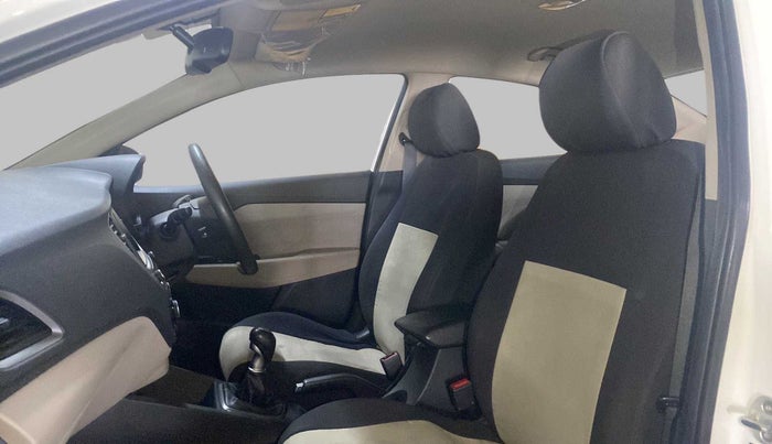 2018 Hyundai Verna 1.6 VTVT SX, Petrol, Manual, 39,469 km, Right Side Front Door Cabin