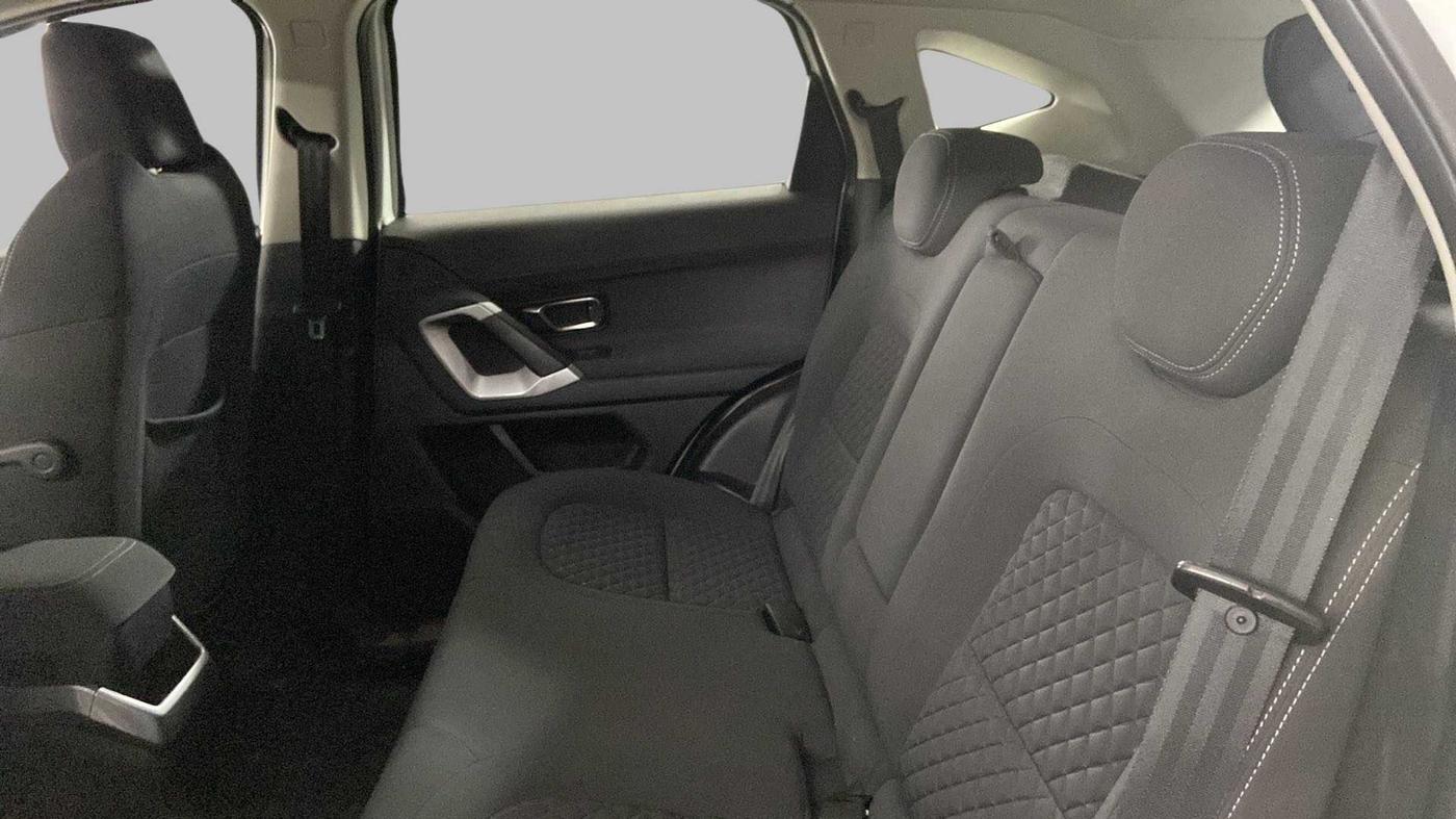 2019 Tata Harrier XT 2.0L KRYOTEC, Diesel, Manual, 16,157 km, Right Side Rear Door Cabin