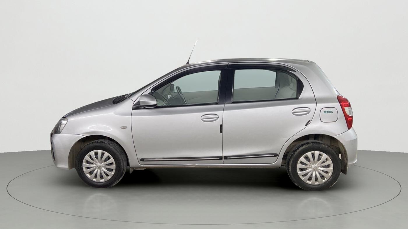 2019 Toyota Etios Liva GX, Petrol, Manual, 19,659 km, Left Side