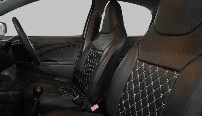 2012 Toyota Etios G, Petrol, Manual, 22,064 km, Right Side Front Door Cabin