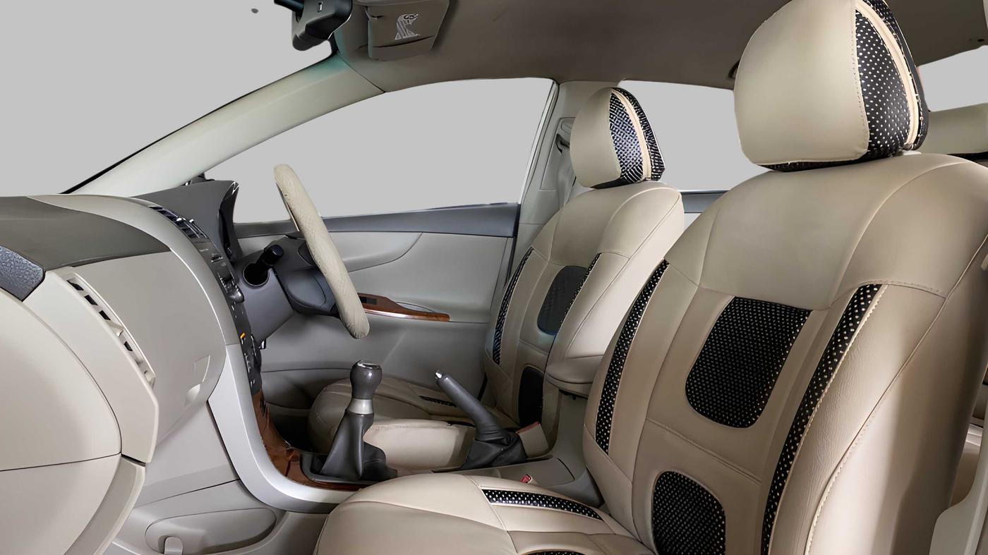 2010 Toyota Corolla Altis GL PETROL, Petrol, Manual, 40,544 km, Right Side Front Door Cabin