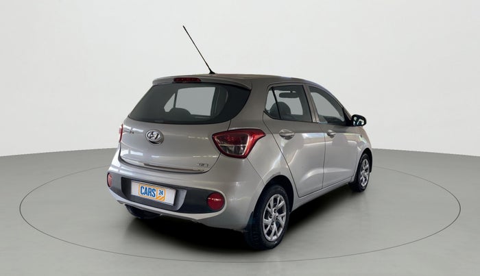 2017 Hyundai Grand i10 MAGNA 1.2 KAPPA VTVT, Petrol, Manual, 47,979 km, Right Back Diagonal