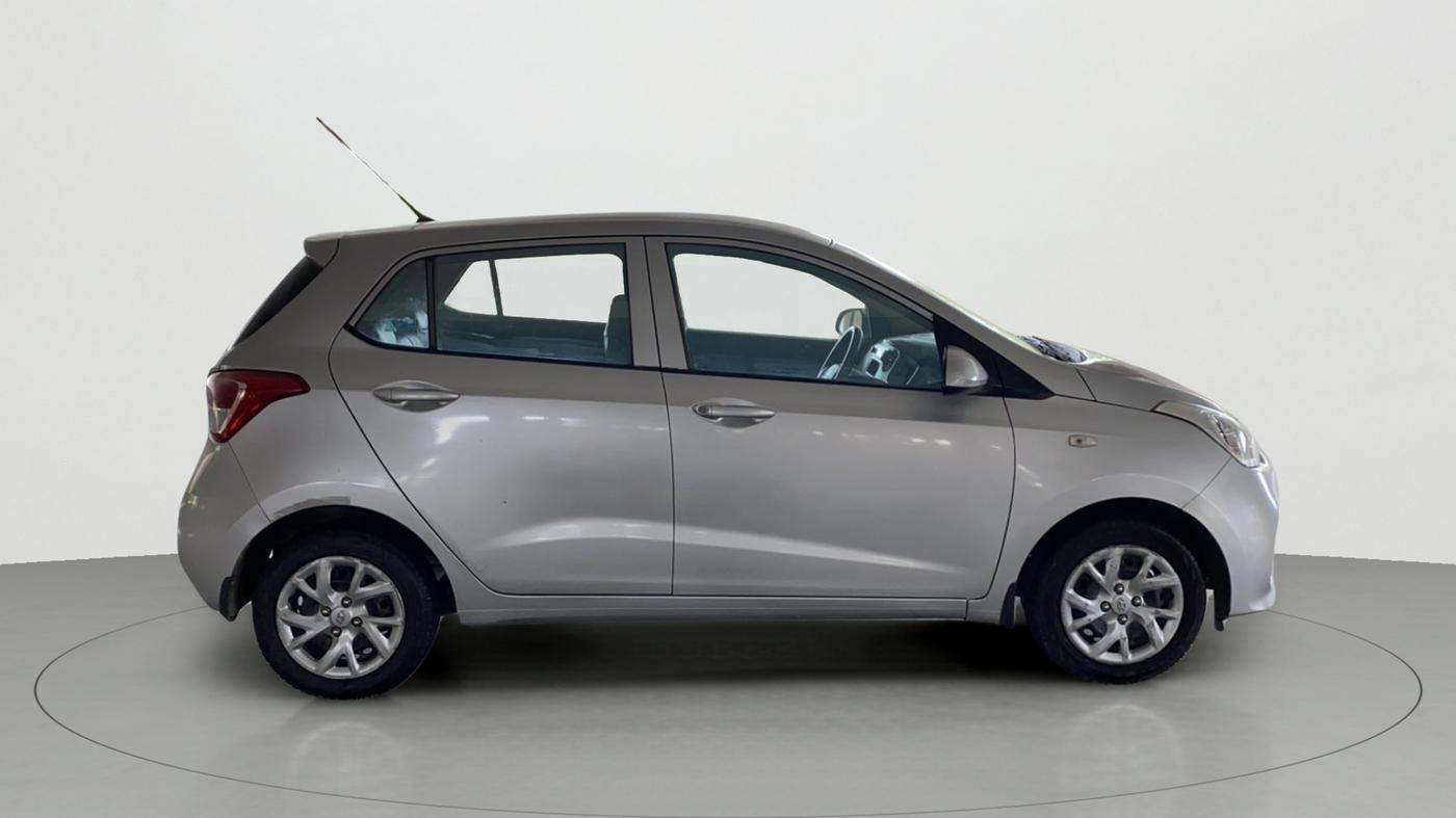 2017 Hyundai Grand i10 MAGNA 1.2 KAPPA VTVT, Petrol, Manual, 47,979 km, Right Side View