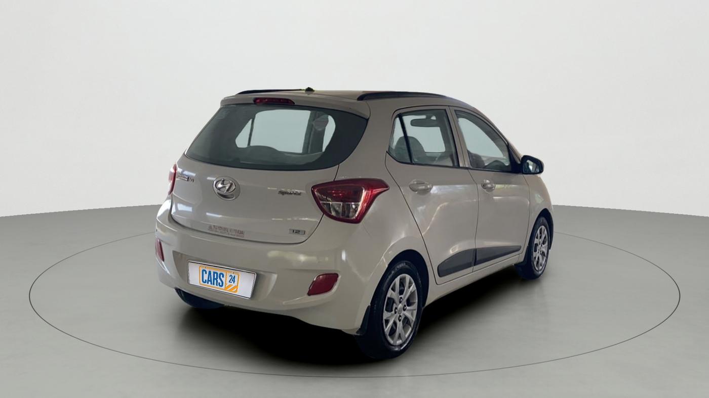 2015 Hyundai Grand i10 SPORTZ 1.2 KAPPA VTVT, CNG, Manual, 60,460 km, Right Back Diagonal