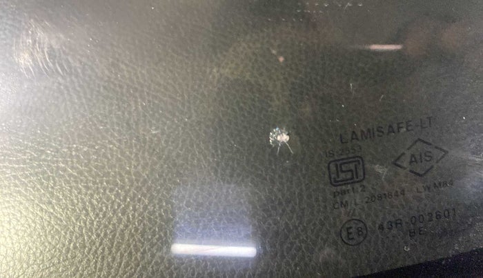 2014 Maruti Wagon R 1.0 VXI, Petrol, Manual, 83,778 km, Front windshield - Minor spot on windshield