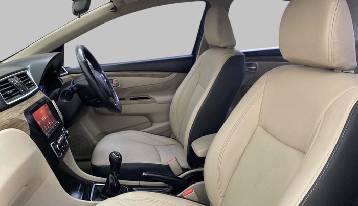 2018 Maruti Ciaz DELTA 1.5 SHVS MT PETROL, Petrol, Manual, 69,462 km, Right Side Front Door Cabin