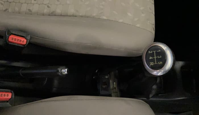 2014 Maruti Wagon R 1.0 VXI, CNG, Manual, 1,10,793 km, Gear Lever