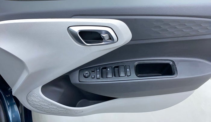 2020 Hyundai GRAND I10 NIOS SPORTZ AMT 1.2 KAPPA VTVT, Petrol, Automatic, 61,317 km, Driver Side Door Panels Control