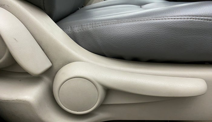 2015 Nissan Micra XV CVT, Petrol, Automatic, 81,695 km, Driver Side Adjustment Panel