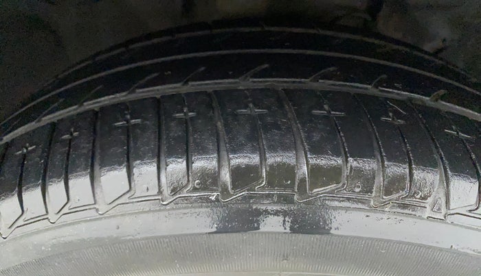 2015 Nissan Micra XV CVT, Petrol, Automatic, 81,695 km, Right Front Tyre Tread