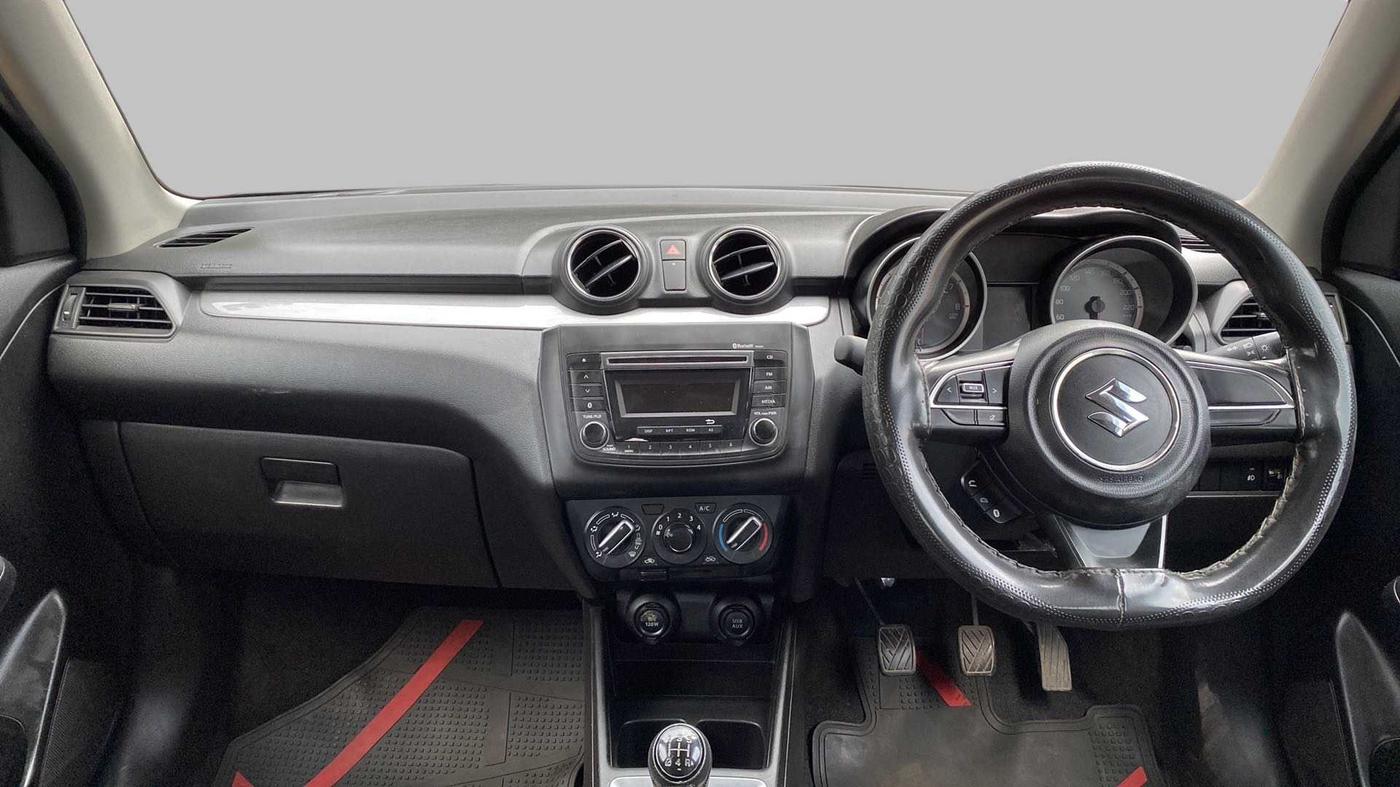 2018 Maruti Swift VXI, Petrol, Manual, 65,351 km, Dashboard