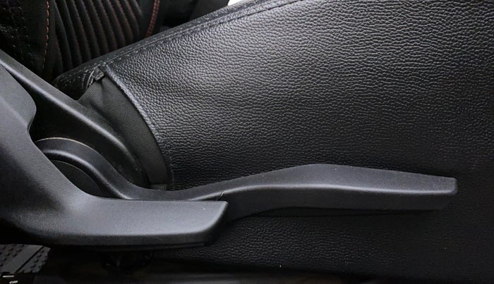 2019 Maruti Swift ZXI, Petrol, Manual, 32,776 km, Driver Side Adjustment Panel