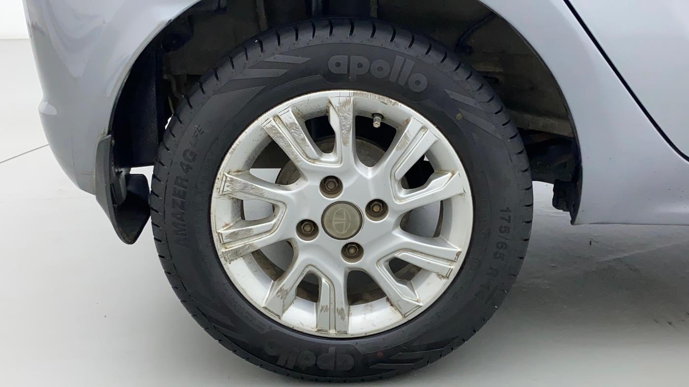 2018 Tata Tiago XZ PLUS DIESEL, Diesel, Manual, 85,984 km, Right Rear Wheel