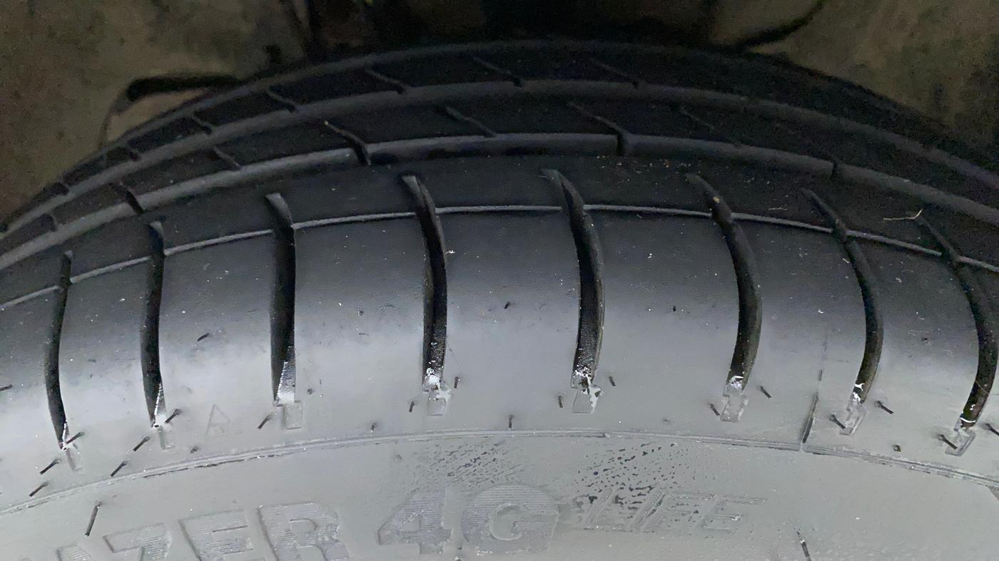 2018 Tata Tiago XZ PLUS DIESEL, Diesel, Manual, 85,984 km, Left Front Tyre Tread