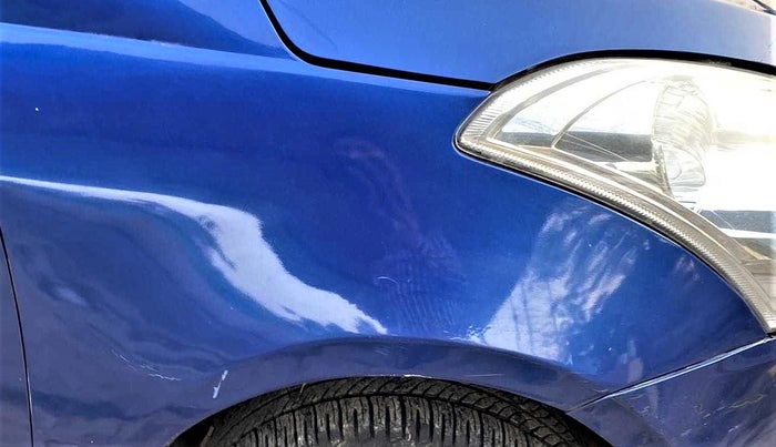 2013 Maruti Swift VXI, Petrol, Manual, 99,739 km, Right fender - Slightly dented