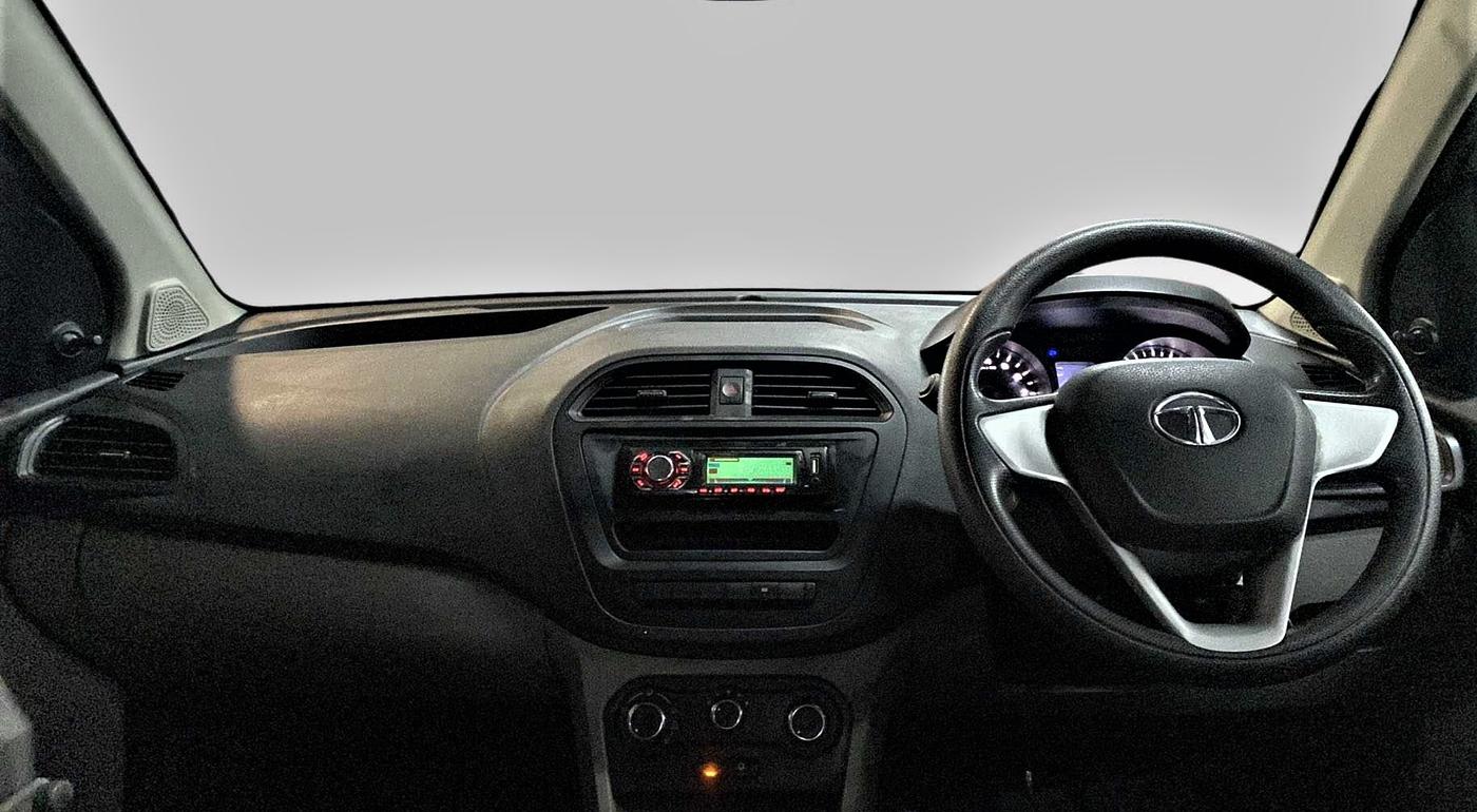 2017 Tata Tiago XE DIESEL, Diesel, Manual, 51,810 km, Dashboard