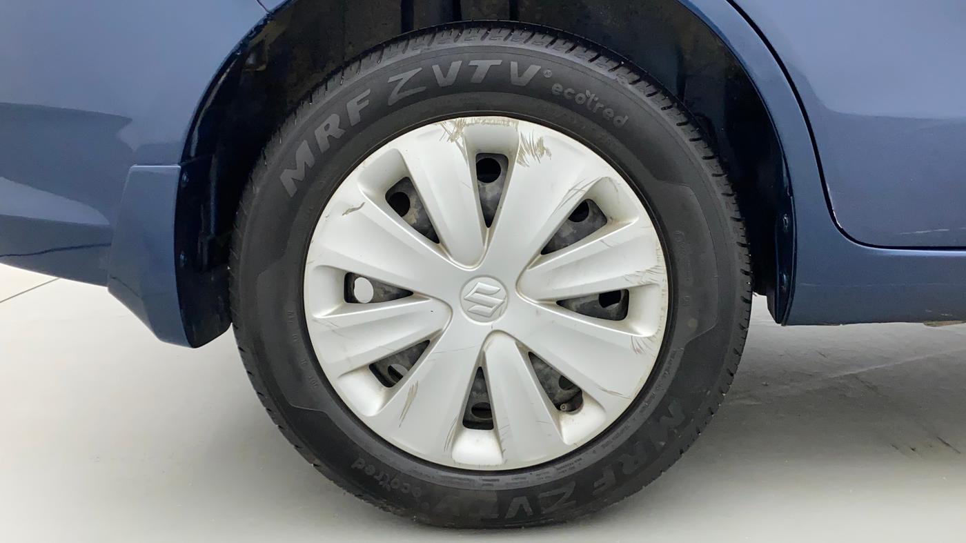 2018 Maruti Ertiga VDI SHVS, Diesel, Manual, 66,972 km, Right Rear Wheel