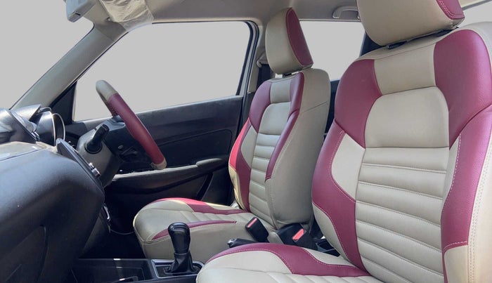 2018 Maruti Swift VXI AMT, Petrol, Automatic, 26,007 km, Right Side Front Door Cabin