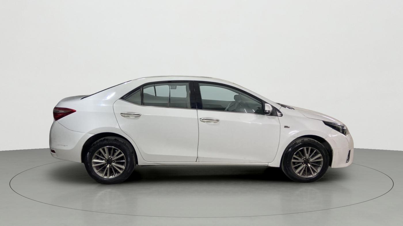 2015 Toyota Corolla Altis G PETROL, Petrol, Manual, 99,679 km, Right Side View