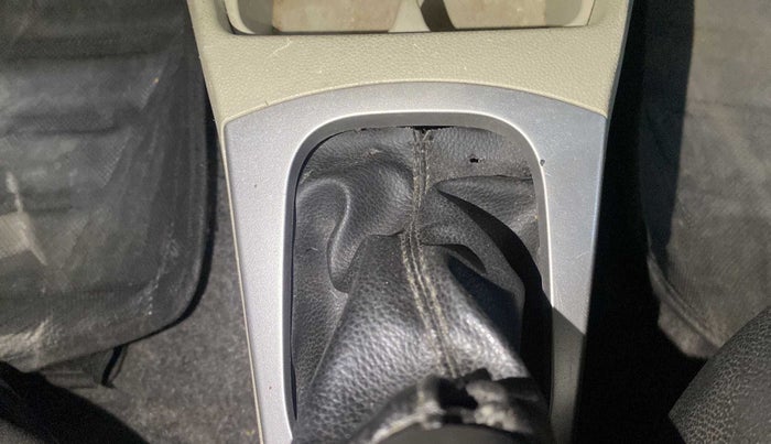 2017 Maruti Alto K10 VXI, Petrol, Manual, 74,155 km, Gear lever - Boot Cover minor damage