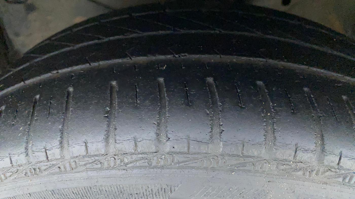 2017 Honda Brio S MT, Petrol, Manual, 44,681 km, Left Front Tyre Tread