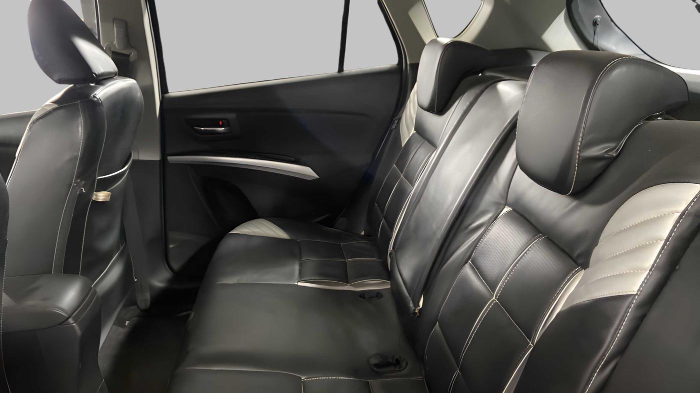 2018 Maruti S Cross ZETA 1.3, Diesel, Manual, 64,362 km, Right Side Rear Door Cabin