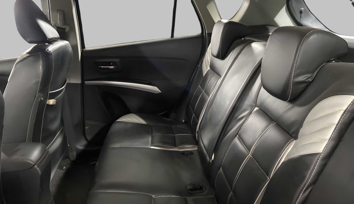 2018 Maruti S Cross ZETA 1.3, Diesel, Manual, 64,362 km, Right Side Rear Door Cabin