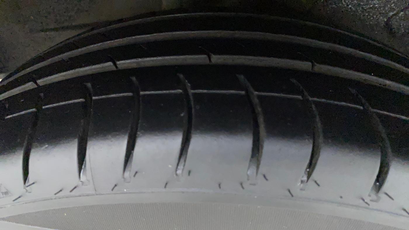 2020 Toyota YARIS G MT, CNG, Manual, 47,284 km, Right Rear Tyre Tread