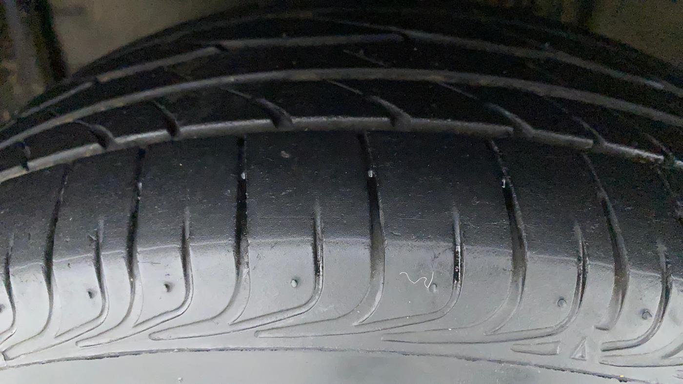 2020 Toyota YARIS G MT, CNG, Manual, 47,284 km, Left Front Tyre Tread