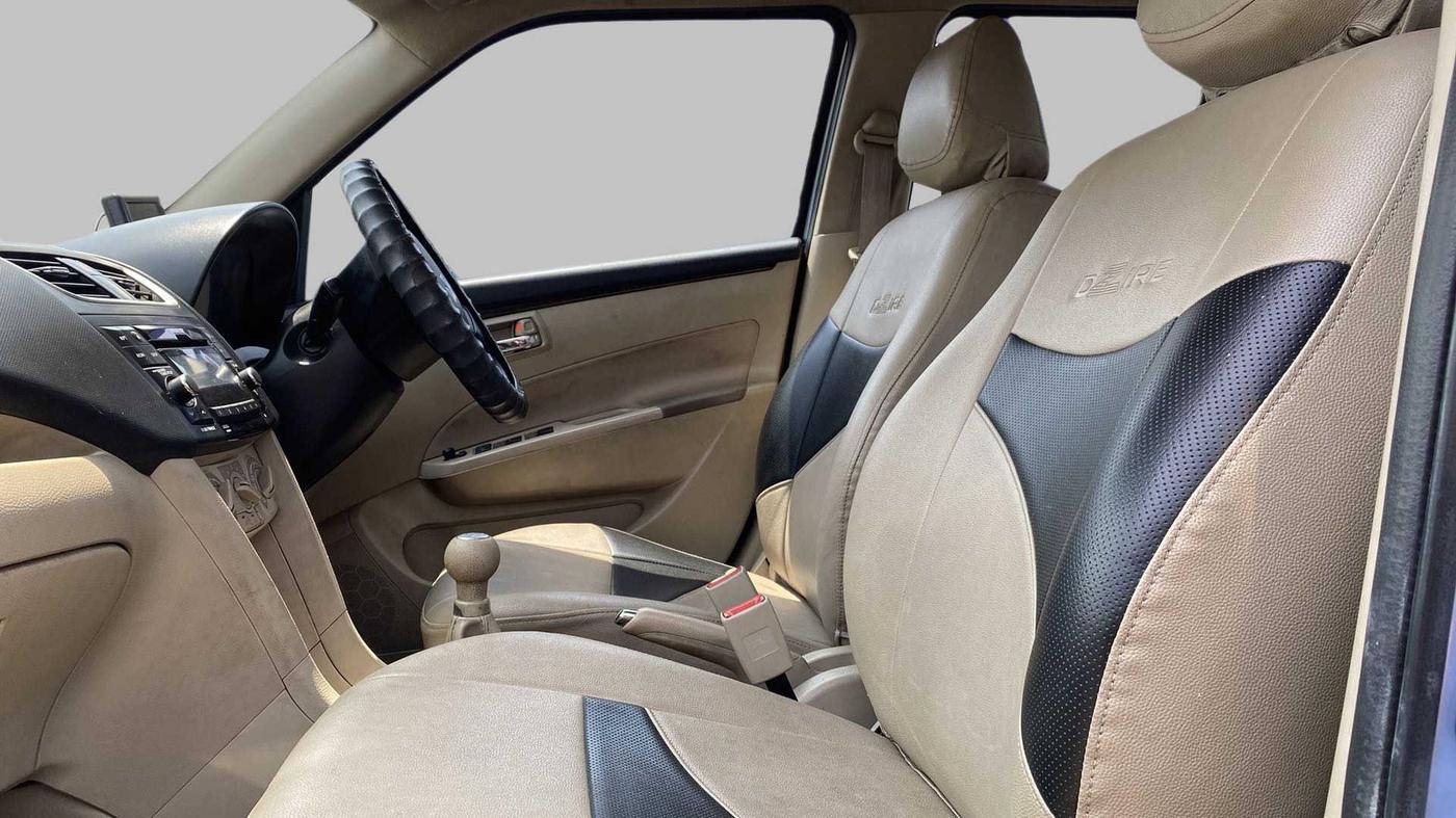 2015 Maruti Swift Dzire VXI, Petrol, Manual, 41,677 km, Right Side Front Door Cabin