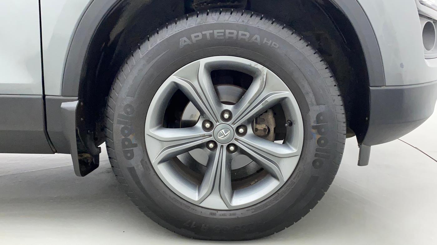 2021 Tata Harrier XTA 2.0L KRYOTEC PLUS, Diesel, Automatic, 16,560 km, Right Front Wheel