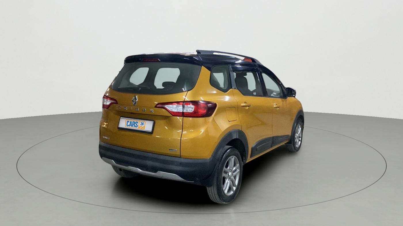 2021 Renault TRIBER RXZ DUAL TONE, Petrol, Manual, 12,549 km, Right Back Diagonal