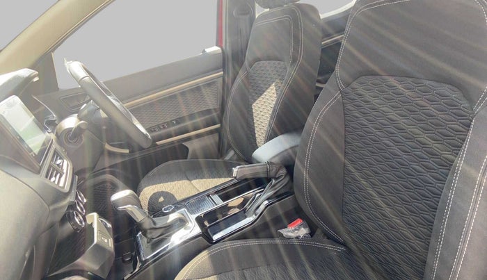 2021 Renault Kiger RXZ TURBO CVT DUAL TONE, Petrol, Automatic, 14,426 km, Right Side Front Door Cabin