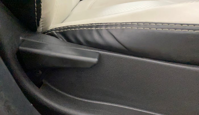 2018 Tata NEXON XM PETROL, CNG, Manual, 1,37,512 km, Driver Side Adjustment Panel