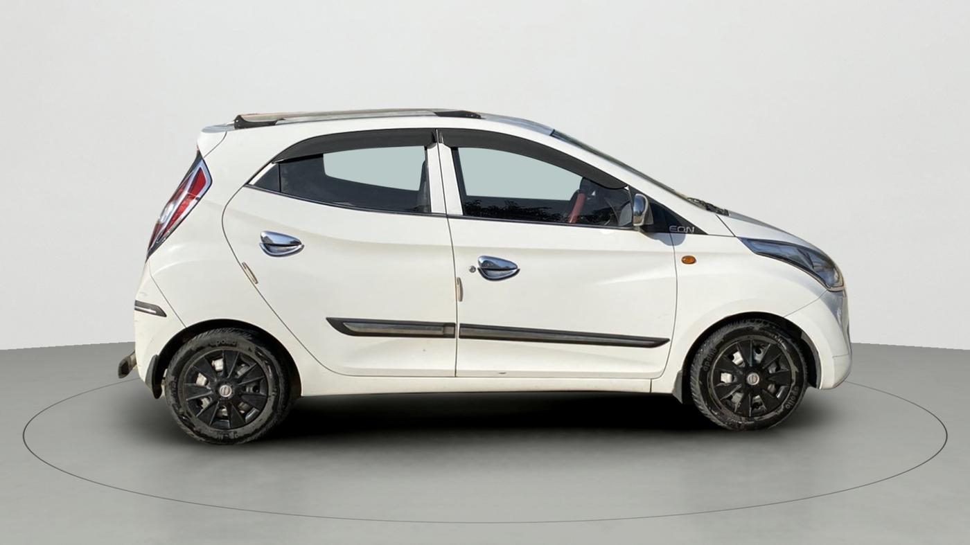 2018 Hyundai Eon ERA +, Petrol, Manual, 66,751 km, Right Side View