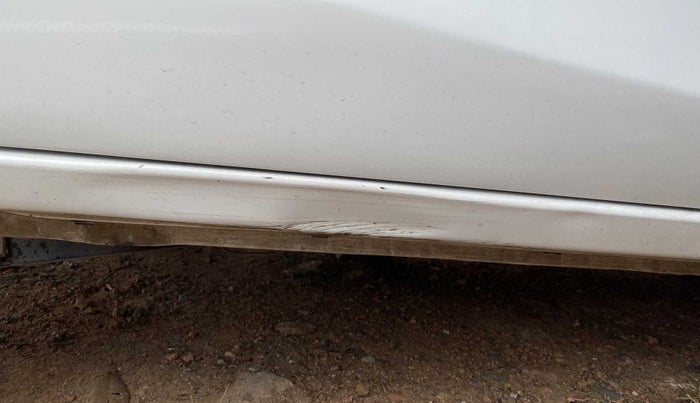 2019 Maruti Alto 800 LXI, Petrol, Manual, 58,476 km, Right running board - Slightly dented