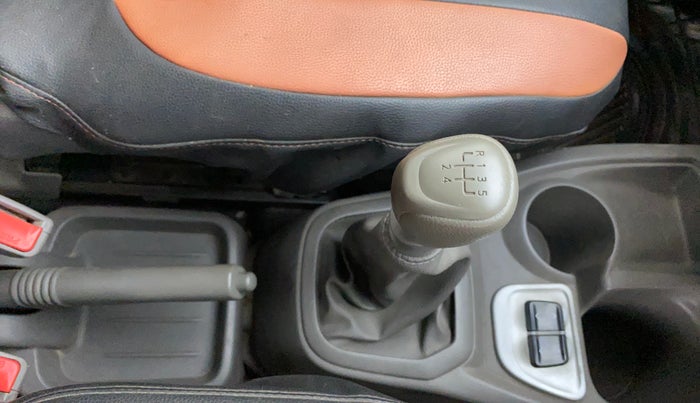 2016 Datsun Redi Go S, Petrol, Manual, 39,662 km, Gear Lever