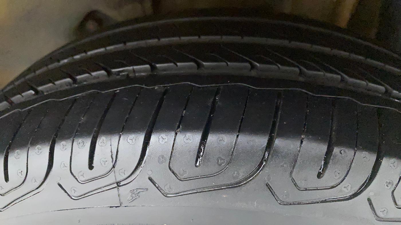 2018 Tata Tiago XZA PETROL, Petrol, Automatic, 43,688 km, Left Rear Tyre Tread